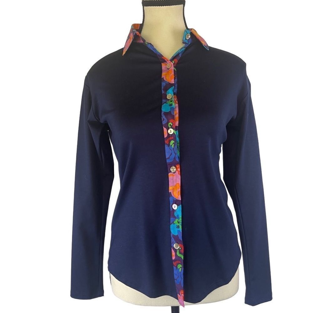 Jill McGowan button down navy blue floral shirt cotton blend stretch material